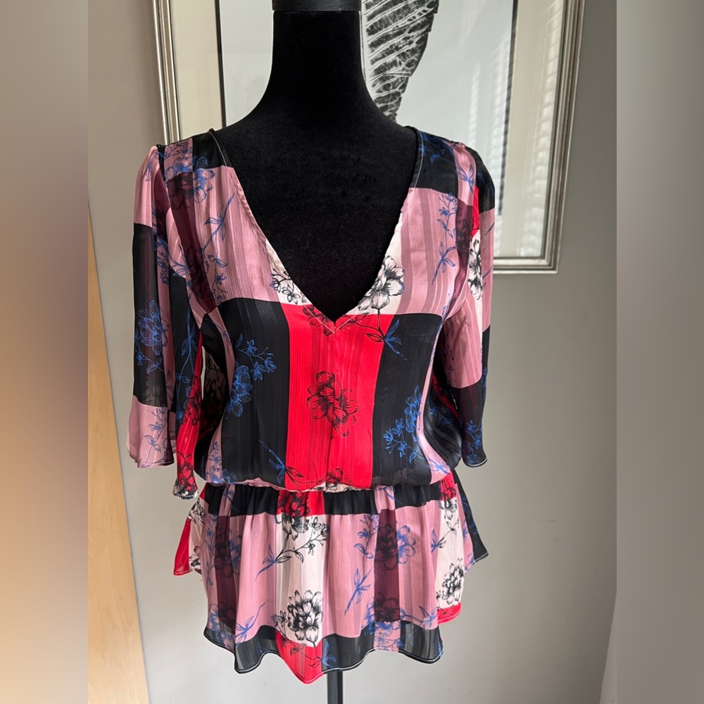 BCBG Pink/red floral blouse
